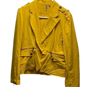 209 Yellow Jacket